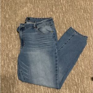 Woman’s jeans size 16